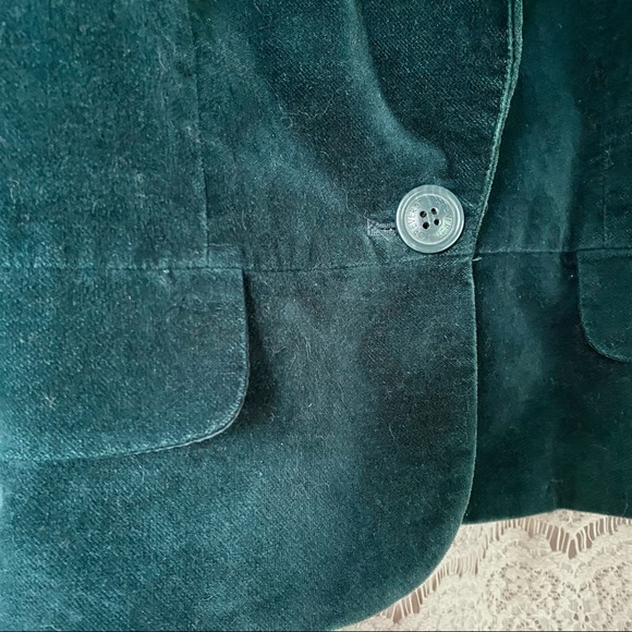 Stylish velvet blazer - Picture 4 of 7